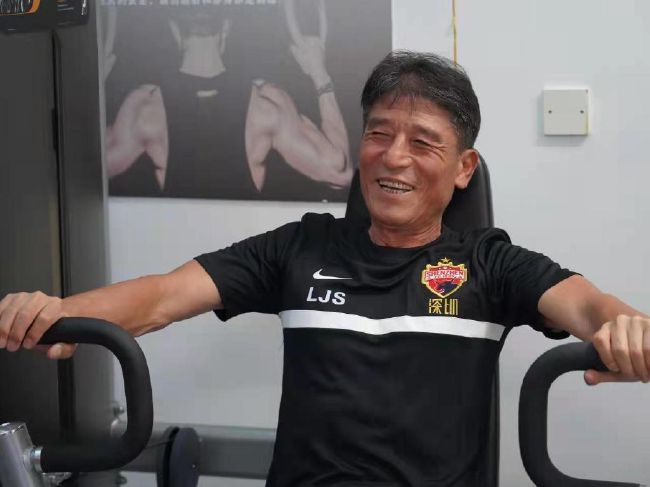 www.青青操